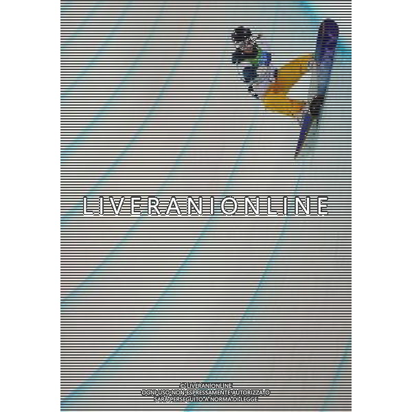 (100218) -- VANCOUVER, Feb. 18, 2010 () -- Torah Bright of Australia competes in the women\'s snowboard halfpipe final at the 2010 Winter Olympic Games in Vancouver, Canada, on Feb. 18, 2010. Bright won the gold medal. (/Chen Kai) (hy) /Agenzia Aldo Liverani Sas - ITALY ONLY - CANADA: 21mi GIOCHI OLIMPICI INVERNALI OLIMPIADI DI VANCOUVER 2010