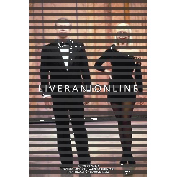 TRASMISSIONE TELEVISIVA\'FANTASTICO\' 1991 NELLA FOTO JOHNNY DORELLI-RAFFAELLA CARRA\' AG ALDO LIVERANI 