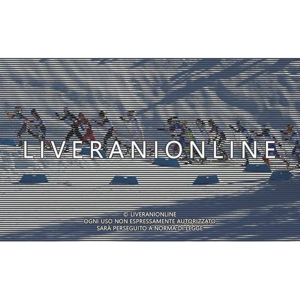 (100219) -- WHISTLER, Feb. 19, 2010 () -- Skiers compete during the women\'s 15km pursuit of cross-country skiing at the 2010 Winter Olympic Games in Whistler, Canada, Feb. 19. 2010. Norway\'s Marit Bjoergen won the title of the event with a time of 39:58.1. (/Shen Hong) /Agenzia Aldo Liverani Sas - ITALY ONLY - CANADA: 21mi GIOCHI OLIMPICI INVERNALI OLIMPIADI DI VANCOUVER 2010