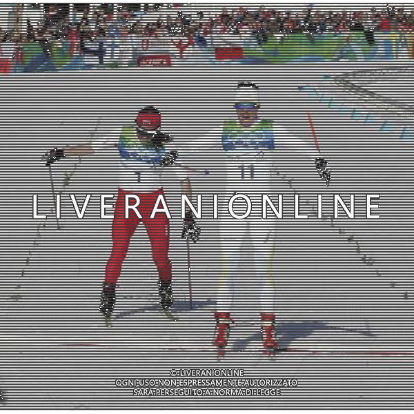 WHISTLER CANADA 19.02.2010 21mi GIOCHI OLIMPICI DI VANCOUVER ( CANADA) - specialita\' sci di fondo 15 km nella foto: JUSTYNA KOWALCZYK ( medaglia di bronzo) -MARIT BJOERGEN ( medaglia d\'oro) FOTO JERZY KLESZCZ / NEWSPIX.PL - Ag. Aldo Liverani sas ITALY ONLY 