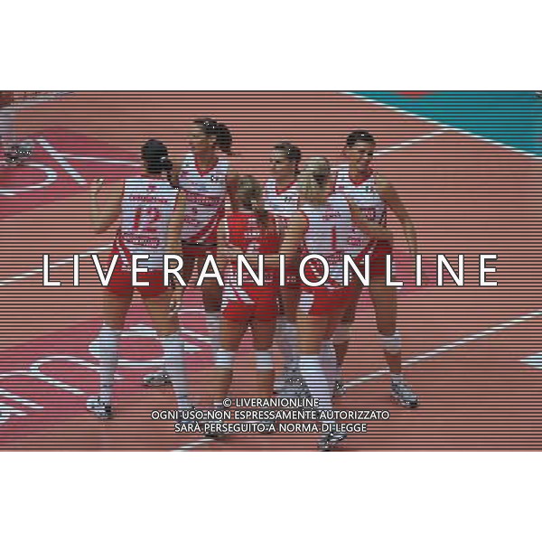 Findomestic Volley Cup - Campionato Pallavolo Serie A1 Femminile Busto Arsizio (VA) 14-02-2010 Yamamay Busto Arsizio - Scavolini Pesaro nella foto: esultanza Scavolini Pesaro foto Garavaglia - ag. Aldo Liverani sas