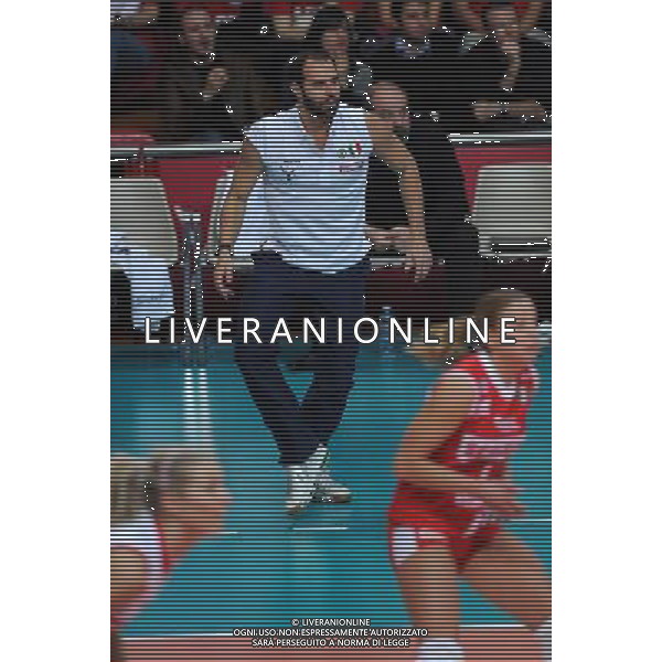 Findomestic Volley Cup - Campionato Pallavolo Serie A1 Femminile Busto Arsizio (VA) 14-02-2010 Yamamay Busto Arsizio - Scavolini Pesaro nella foto: l\'allenatore Angelo Anibal Vercesi (Scavolini Pesaro) foto Garavaglia - ag. Aldo Liverani sas