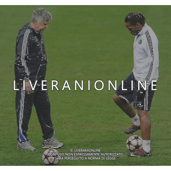 Champions League 2009/2010 Ottavi di Finale Andata Milano - 23.02.2010 Allenamento prepartita Chelsea Nella Foto:CARLO ANCELOTTI-DROGBA DIDIER /Ph.Vitez-Ag. Aldo Liverani