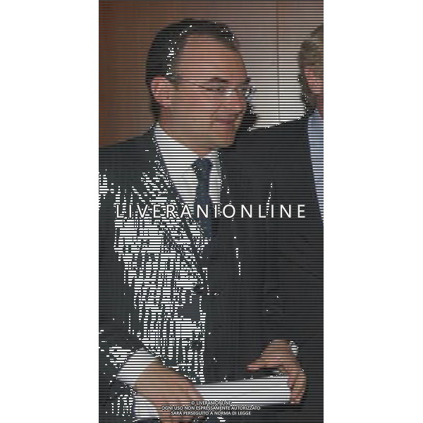 MILANO 13/01/2004 P.ZZA AFFARI PALAZZO MEZZANOTTE -UN ANNO DI FINANZA MERCATI- NELLA FOTO SILVIO SCAGLIA AMMINISTRATORE DELEGATO E PRESIDENTE E-BISCOM* FOTO ROMANO/AG ALDO LIVERANI