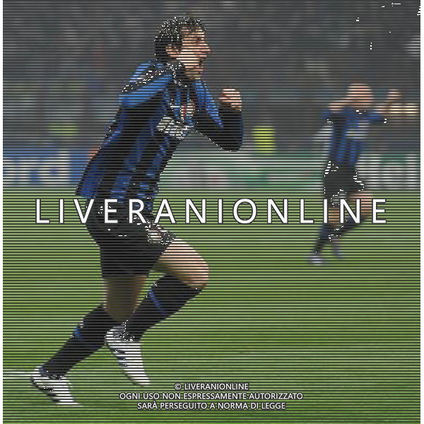 Champions League 2009/2010 Ottavi di Finale Andata Milano - 24.02.2010 Inter-Chelsea Nella Foto:DIEGO MILITO ESULTA /Ph.Vitez-Ag. Aldo Liverani