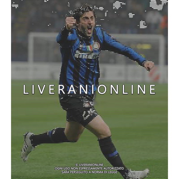Champions League 2009/2010 Ottavi di Finale Andata Milano - 24.02.2010 Inter-Chelsea Nella Foto:DIEGO MILITO ESULTA /Ph.Vitez-Ag. Aldo Liverani