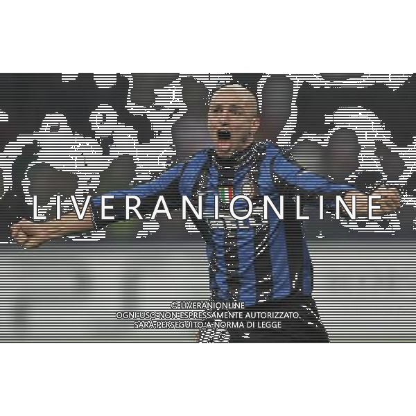 INTER - CHELSEA CHAMPIONS LEAGUE OTTAVI DI ANDATA 24/02/2010 NELLA FOTO ESULTANZA DOPO IL GOL DI ESTEBAN CAMBIASSO DEL 2-1 ©LUZZANI/AGENZIA ALDO LIVERANI SAS