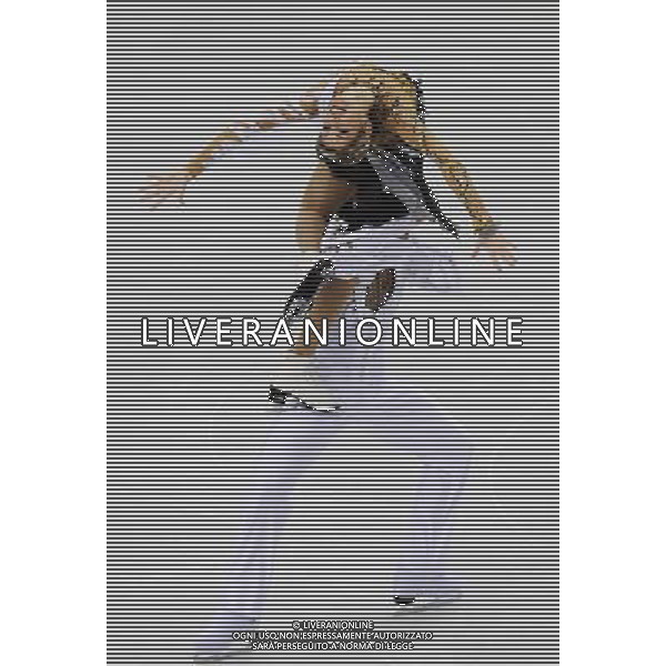(100222) -- VANCOUVER, Feb. 22, 2010 () -- Tanith Belbin(Above)/Benjamin Agosto of the United States perform during the ice dancing free dance of figure skating at the 2010 Winter Olympic Games in Vancouver, Canada, Feb. 22, 2010. Tanith Belbin/Benjamin Agosto ranked 4th with 203.07 points. (/Luo Gengqian) (hy) /Agenzia Aldo Liverani Sas - ITALY ONLY - CANADA: 21mi GIOCHI OLIMPICI INVERNALI OLIMPIADI DI VANCOUVER 2010