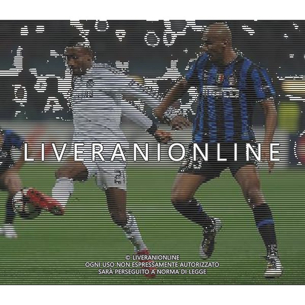 Champions League 2009/2010 Ottavi di Finale Andata Milano - 24.02.2010 Inter-Chelsea Nella Foto:KALOU SALOMON-MAICON DOUGLAS /Ph.Vitez-Ag. Aldo Liverani