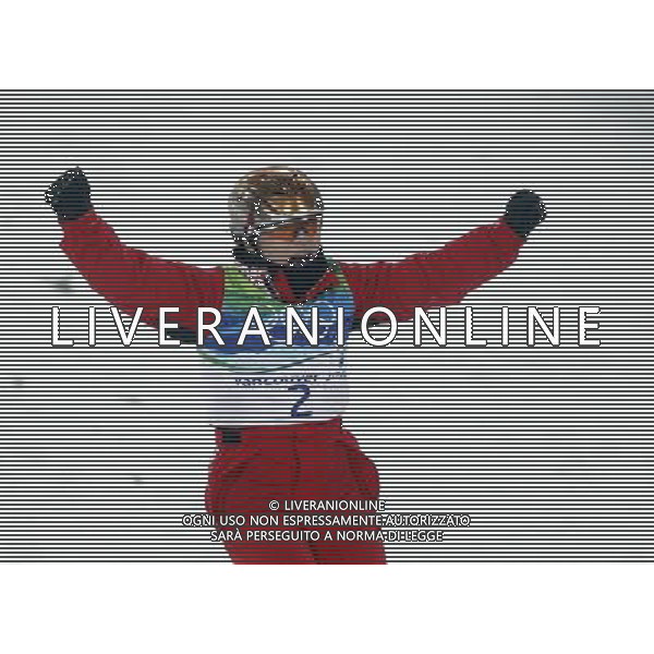 (100224) -- VANCOUVER, Feb. 24, 2010 () -- China\'s Guo Xinxin reacts after her final jump during the women\'s aerials final of Freestyle Skiing at the 2010 Winter Olympic Games in Cypress Mountain, Canada, Feb. 24, 2010. Guo Xinxin won a bronze medal of the event with 205.22 points. (/Han Yan) /Agenzia Aldo Liverani Sas - ITALY ONLY - CANADA: 21mi GIOCHI OLIMPICI INVERNALI OLIMPIADI DI VANCOUVER 2010