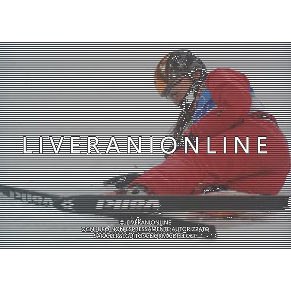 (100224) -- VANCOUVER, Feb. 24, 2010 () -- China\'s Xu Mengtao falls during the women\'s aerials final of Freestyle Skiing at the 2010 Winter Olympic Games in Cypress Mountain, Canada, Feb. 24, 2010. (/Xu Jiajun) /Agenzia Aldo Liverani Sas - ITALY ONLY - CANADA: 21mi GIOCHI OLIMPICI INVERNALI OLIMPIADI DI VANCOUVER 2010