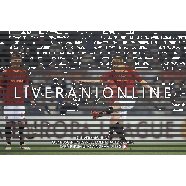 AS Roma vs Panathinaikos 25/02/2010 Uefa Europa League 2009/2010 Ritorno dei sedicesimi di finale nella foto: il gol di john arne riise ph. Corradetti / ©Agenzia Aldo LIVERANI Sas