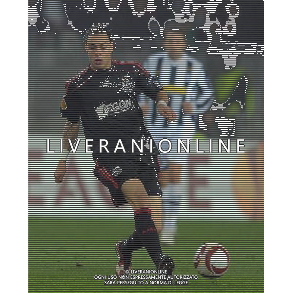 UEFA Europa League 2009/2010 Sedicesimi di Finale Ritorno Torino - 25.02.2010 Juventus-Ajax Nella Foto:VAN DER WIEL /Ph.Vitez-Ag. Aldo Liverani
