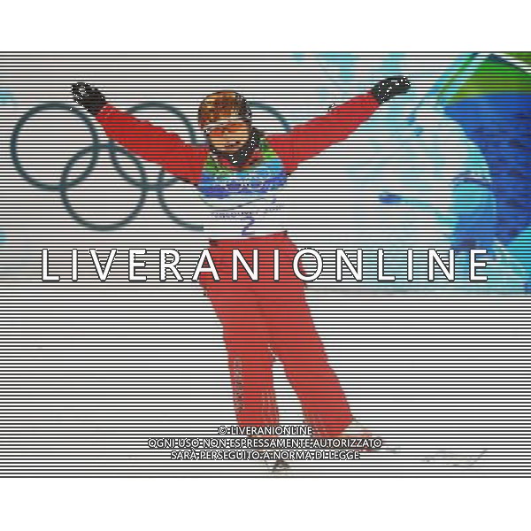 (100224) -- VANCOUVER, Feb. 24, 2010 () -- China\'s Guo Xinxin reacts after her jump during the women\'s aerials final of Freestyle Skiing at the 2010 Winter Olympic Games in Cypress Mountain, Canada, Feb. 24, 2010. Guo Xinxin won a bronze medal of the event with 205.22 points. (/Xu Jiajun) /Agenzia Aldo Liverani Sas - ITALY ONLY - CANADA: 21mi GIOCHI OLIMPICI INVERNALI OLIMPIADI DI VANCOUVER 2010