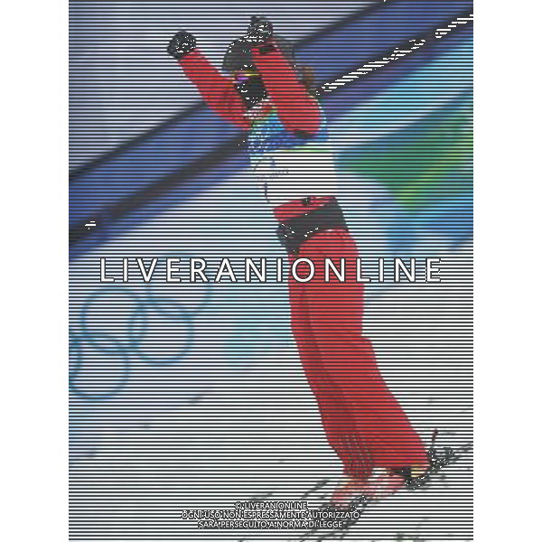 (100224) -- VANCOUVER, Feb. 24, 2010 () -- China\'s Li Nina reacts after her jump during the women\'s aerials final of Freestyle Skiing at the 2010 Winter Olympic Games in Cypress Mountain, Canada, Feb. 24, 2010. Li Nina won a silver medal of the event with 207.23 points. (/Xu Jiajun) /Agenzia Aldo Liverani Sas - ITALY ONLY - CANADA: 21mi GIOCHI OLIMPICI INVERNALI OLIMPIADI DI VANCOUVER 2010