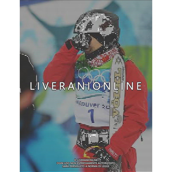 (100224) -- VANCOUVER, Feb. 24, 2010 () -- China\'s Li Nina reacts after her final jump during the women\'s aerials final of Freestyle Skiing at the 2010 Winter Olympic Games in Cypress Mountain, Canada, Feb. 24, 2010. Li Nina won a silver medal of the event with 207.23 points. (/Xu Jiajun) /Agenzia Aldo Liverani Sas - ITALY ONLY - CANADA: 21mi GIOCHI OLIMPICI INVERNALI OLIMPIADI DI VANCOUVER 2010
