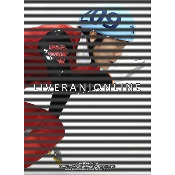 (100224) -- VANCOUVER, Feb. 24, 2010 () -- China\'s Han Jialiang competes during the men\'s 500m heats of short track speed skating at the 2010 Winter Olympic Games in Vancouver, Canada, Feb. 24, 2010. Han Jialiang clocked 41.869 seconds and was qualified for the next round. (/Chen Kai) /Agenzia Aldo Liverani Sas - ITALY ONLY - CANADA: 21mi GIOCHI OLIMPICI INVERNALI OLIMPIADI DI VANCOUVER 2010