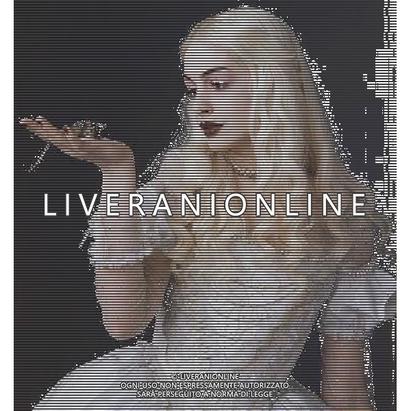 FILM\'Alice in wonderland \'2010 NELLA FOTO Anne Hathaway AG ALDO LIVERANI