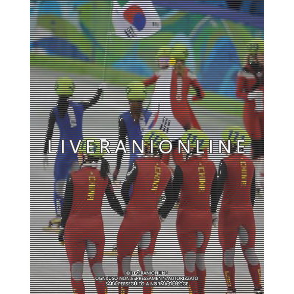 (100224) -- VANCOUVER, Feb. 24, 2010 () -- China\'s Zhang Hui, Wang Meng, Zhou Yang and Sun Linlin looks on while South Korea\'s skaters celebrate after the women\'s 3000m relay final of short track speed skating at the 2010 Winter Olympic Games in Vancouver, Canada, Feb. 24, 2010. China\'s team won the title of the event with a world-record-breaking time 4:06.610. South Korea\'s team was disqualified. (/Yang Lei) /Agenzia Aldo Liverani Sas - ITALY ONLY - CANADA: 21mi GIOCHI OLIMPICI INVERNALI OLIMPIADI DI VANCOUVER 2010