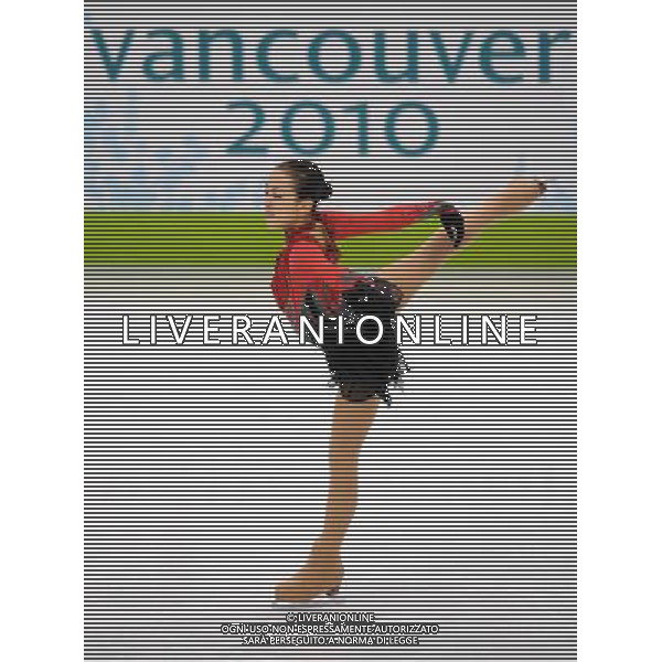 (100225) -- VANCOUVER, Feb. 25, 2010 () -- Japan\'s Asada Mao performs during the women\'s free skating of figure skating at the 2010 Winter Olympic Games in Vancouver, Canada, Feb. 25, 2010. Asada Mao won a silver medal with a total point of 205.50. (/Yang Lei) /Agenzia Aldo Liverani Sas - ITALY ONLY - CANADA: 21mi GIOCHI OLIMPICI INVERNALI OLIMPIADI DI VANCOUVER 2010