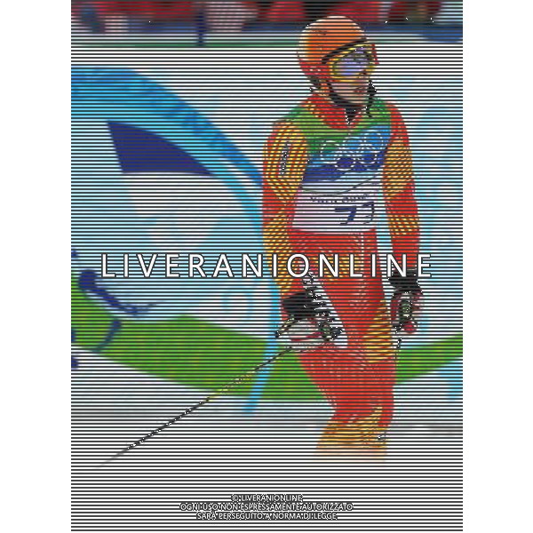 (100225) -- WHISTLER, Feb. 25, 2010 () -- China\'s Xia Lina reacts after the women\'s giant slalom of Alpine Skiing at the 2010 Winter Olympic Games in Whistler, Canada, Feb. 25, 2010. (/Chen Kai) /Agenzia Aldo Liverani Sas - ITALY ONLY - CANADA: 21mi GIOCHI OLIMPICI INVERNALI OLIMPIADI DI VANCOUVER 2010
