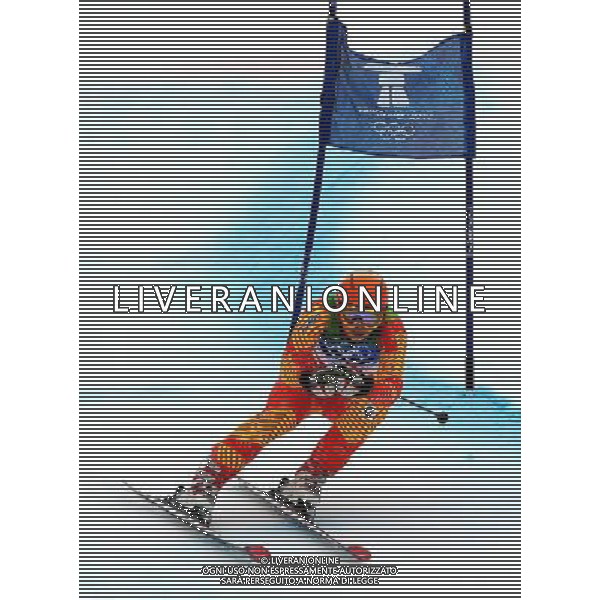(100225) -- WHISTLER, Feb. 25, 2010 () -- China\'s Xia Lina acts during the women\'s giant slalom of Alpine Skiing at the 2010 Winter Olympic Games in Whistler, Canada, Feb. 25, 2010. (/Chen Kai) /Agenzia Aldo Liverani Sas - ITALY ONLY - CANADA: 21mi GIOCHI OLIMPICI INVERNALI OLIMPIADI DI VANCOUVER 2010