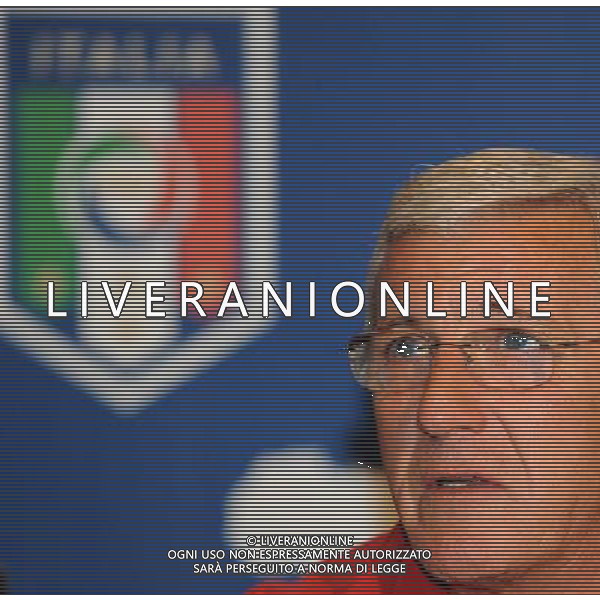 Raduno Nazionale Italiana a Coverciano Coverciano(FI) - 01.03.2010 Presentazione Nuove Maglie del Mondiale Sud Africa 2010 e Conferenza Stampa Nella Foto:LIPPI MARCELLO /Ph.Vitez-Ag. Aldo Liverani