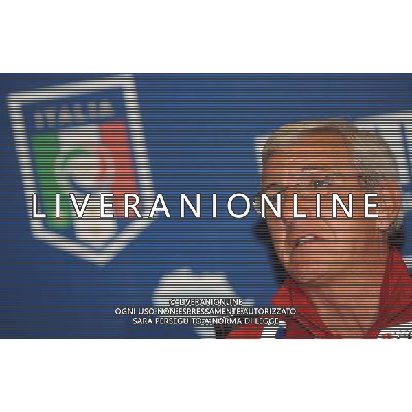 Raduno Nazionale Italiana a Coverciano Coverciano(FI) - 01.03.2010 Presentazione Nuove Maglie del Mondiale Sud Africa 2010 e Conferenza Stampa Nella Foto:LIPPI MARCELLO /Ph.Vitez-Ag. Aldo Liverani