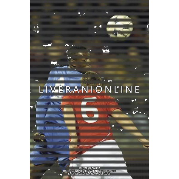 Rieti - 03/03/2010 - Stadio \'Centro d\'Italia\' - Qualificazioni Campionato Europeo Under 21 2011 - Italia vs Ungheria - nella foto: Stefano OKAKA anticipa GOSZTONYI ph. Corradetti / ©Aldo Liverani Sas