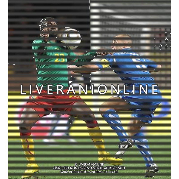 Amichevole Montecarlo - 03.03.2010 Italia-Camerun Nella Foto:KOUEMAHA-CANNAVARO /Ph.Vitez-Ag. Aldo Liverani