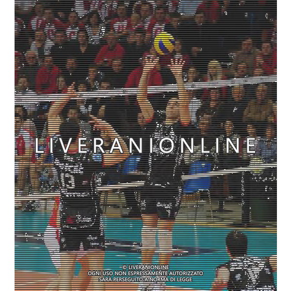 09.03.2010. Rzeszow ( Polonia) partita di Champions League 2009/2010 uomini di pallavolo ( volley): Asseco Resovia Rzeszow-Itas Diatec Trentino nella foto: © Bartosz Frydrych/ ABF/NEWSPIX.PL - Ag. Aldo Liverani sas ITALY ONLY 