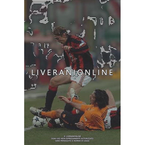 Milan-Inter Coppa Italia Tim Cup 14/01/2004 nella foto gaetano d\'agostino e ambrosini massimo* Agenzia Aldo liverani