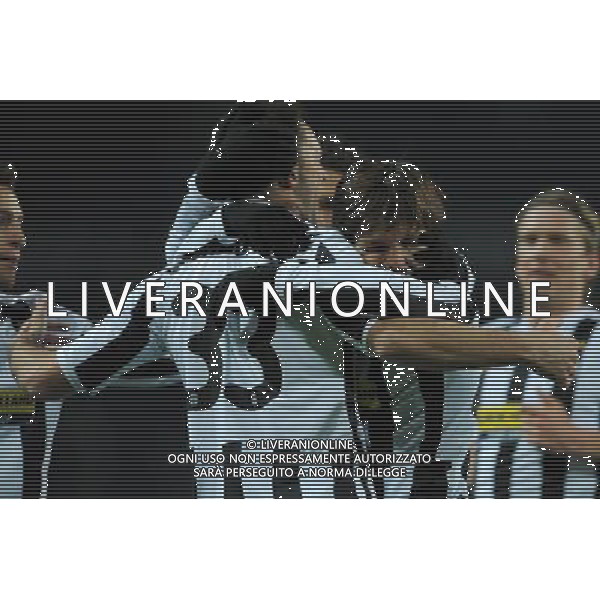Juventus - Fulham 11-03-2010 Ottavi di andata Europa League 2009/2010 Nella foto: esultanza dopo il gol di nicola legrottaglie del 1-0 ©Alessandro Falzone/Agenzia Aldo Liverani Sas 