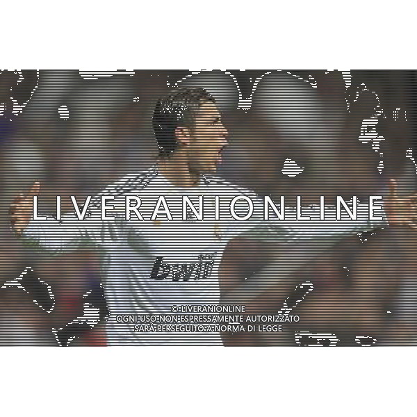 MADRID (10/03/2010).- Champions League match Real Madrid vs Olympique Lyon. Cristiano Ronaldo goal.. Photo: Cesar Cebolla / ALFAQUI - Ag. Aldo Liverani sas ITALY ONLY REAL MADRID vs OLYMPIQUE LYON - OTTAVI DI RITORNO CHAMPIONS LEAGUE