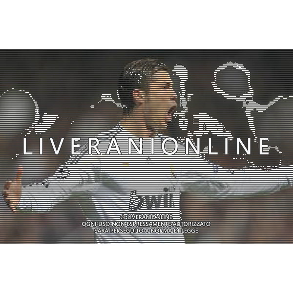MADRID (10/03/2010).- Champions League match Real Madrid vs Olympique Lyon. Cristiano Ronaldo goal.. Photo: Cesar Cebolla / ALFAQUI - Ag. Aldo Liverani sas ITALY ONLY REAL MADRID vs OLYMPIQUE LYON - OTTAVI DI RITORNO CHAMPIONS LEAGUE
