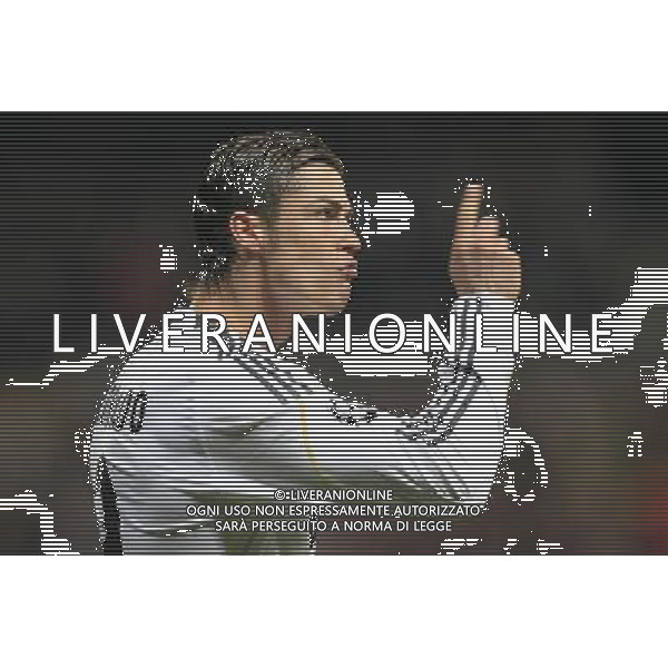MADRID (10/03/2010).- Champions League match Real Madrid vs Olympique Lyon. Cristiano Ronaldo goal.. Photo: Cesar Cebolla / ALFAQUI - Ag. Aldo Liverani sas ITALY ONLY REAL MADRID vs OLYMPIQUE LYON - OTTAVI DI RITORNO CHAMPIONS LEAGUE