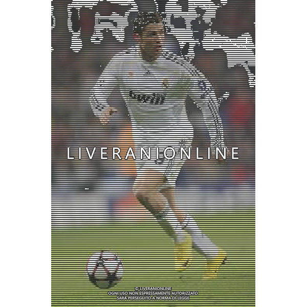 MADRID (10/03/2010).- Champions League match Real Madrid vs Olympique Lyon. Critiano Ronaldo. Photo: Cesar Cebolla / ALFAQUI - Ag. Aldo Liverani sas ITALY ONLY REAL MADRID vs OLYMPIQUE LYON - OTTAVI DI RITORNO CHAMPIONS LEAGUE