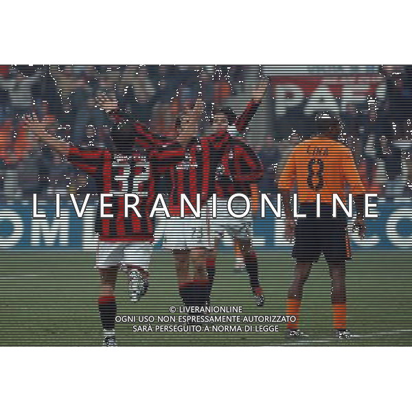 Milano 14/01/2004 coppa italia TIM CUP 2003/04 milan-roma 2:1 nella foto ambrosini esulta dopo il goal ph marco luzzani/ag aldo liverani s.a.s.
