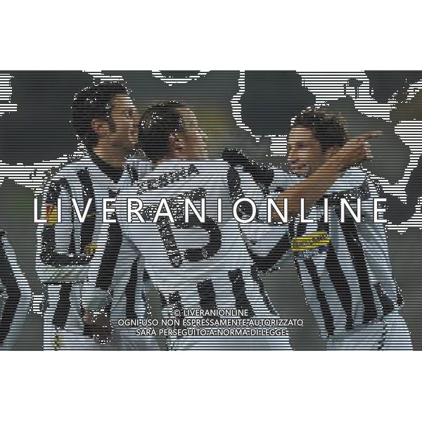 11-03-2009 Torino Sport-Calcio Juventus Fulham Europa League 2009/2010 Nella foto: l\'Esultanza dopo il gol di Jonathan Zebina ©falzone/ALDO LIVERANI 