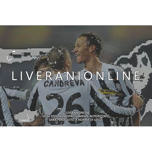 11-03-2009 Torino Sport-Calcio Juventus Fulham Europa League 2009/2010 Nella foto: l\'Esultanza dopo il gol di Jonathan Zebina ©falzone/ALDO LIVERANI 