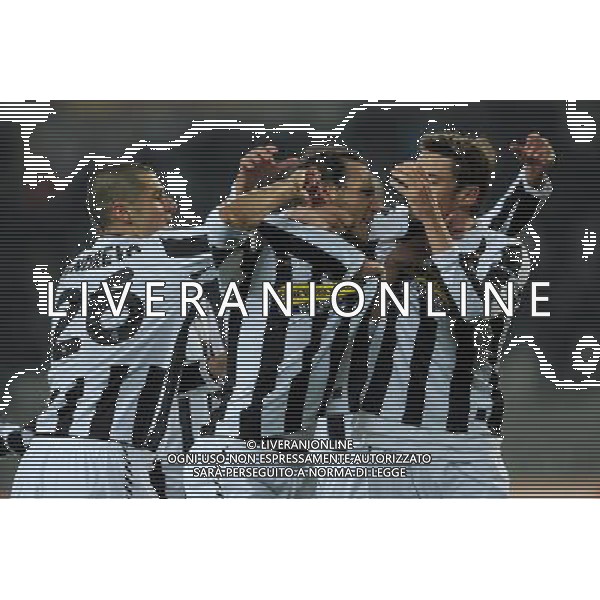 11-03-2009 Torino Sport-Calcio Juventus Fulham Europa League 2009/2010 Nella foto: l\'Esultanza dopo il gol di Jonathan Zebina ©falzone/ALDO LIVERANI 