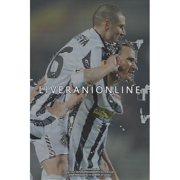 11-03-2009 Torino Sport-Calcio Juventus Fulham Europa League 2009/2010 Nella foto: l\'Esultanza dopo il gol di Jonathan Zebina ©falzone/ALDO LIVERANI 