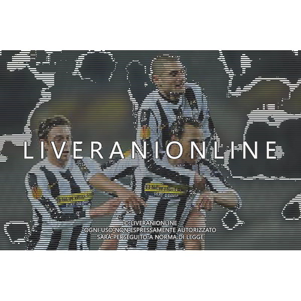 11-03-2009 Torino Sport-Calcio Juventus Fulham Europa League 2009/2010 Nella foto: l\'Esultanza dopo il gol di Jonathan Zebina ©falzone/ALDO LIVERANI 