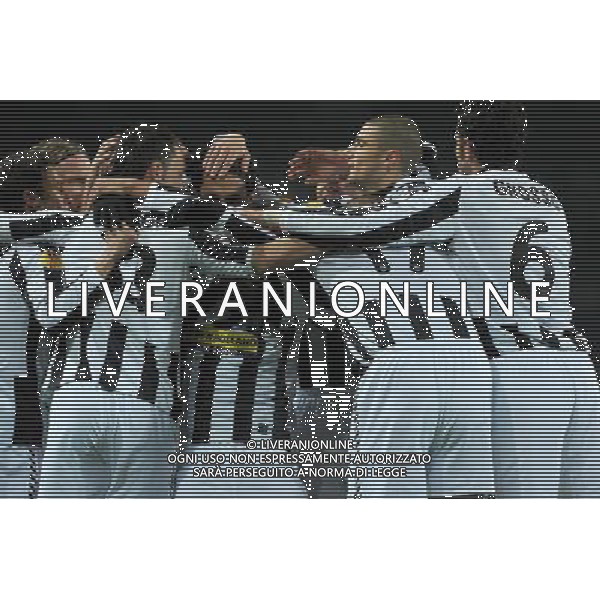 11-03-2009 Torino Sport-Calcio Juventus Fulham Europa League 2009/2010 Nella foto: l\'esultanza di Nicola Legrottaglie dopo il gol ©falzone/ALDO LIVERANI 