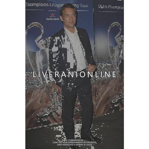16 March 2010 - Hollywood, California - Clive Owen. Heineken is Importing The Revered UEFA Champions League Soccer Trophy to America held At Les Deux. Photo Credit: Kevan Brooks/AdMedia /Agenzia Aldo Liverani Sas - ITALY ONLY - TOUR DEL TROFEO DELLA COPPA CAMPIONI