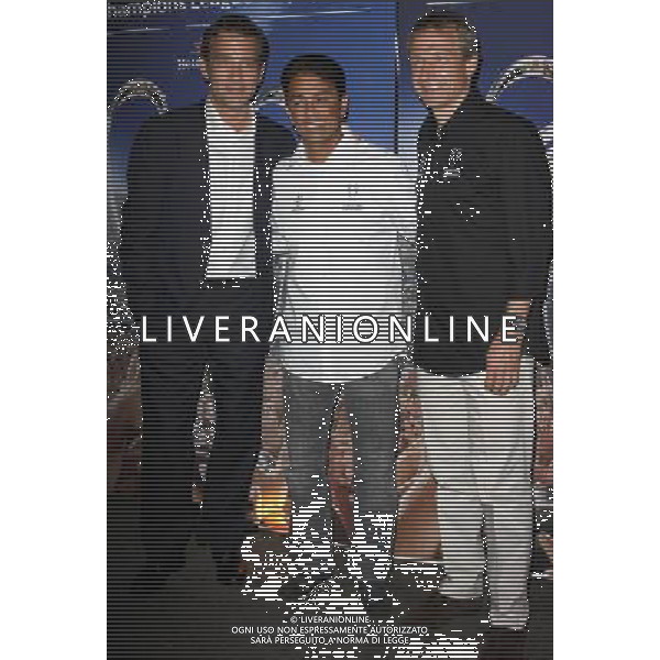 16 March 2010 - Hollywood, California - Clive Owen, JosŽ Roberto Gama de Oliveira ÔBebetoÕ and JŸrgen Klinsmann. Heineken is Importing The Revered UEFA Champions League Soccer Trophy to America held At Les Deux. Photo Credit: Kevan Brooks/AdMedia /Agenzia Aldo Liverani Sas - ITALY ONLY - TOUR DEL TROFEO DELLA COPPA CAMPIONI