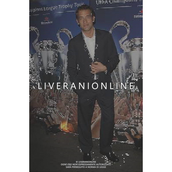 16 March 2010 - Hollywood, California - Clive Owen. Heineken is Importing The Revered UEFA Champions League Soccer Trophy to America held At Les Deux. Photo Credit: Kevan Brooks/AdMedia /Agenzia Aldo Liverani Sas - ITALY ONLY - TOUR DEL TROFEO DELLA COPPA CAMPIONI