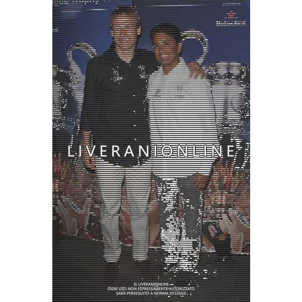 16 March 2010 - Hollywood, California - JŸrgen Klinsmann and JosŽ Roberto Gama de Oliveira ÔBebetoÕ. Heineken is Importing The Revered UEFA Champions League Soccer Trophy to America held At Les Deux. Photo Credit: Kevan Brooks/AdMedia /Agenzia Aldo Liverani Sas - ITALY ONLY - TOUR DEL TROFEO DELLA COPPA CAMPIONI