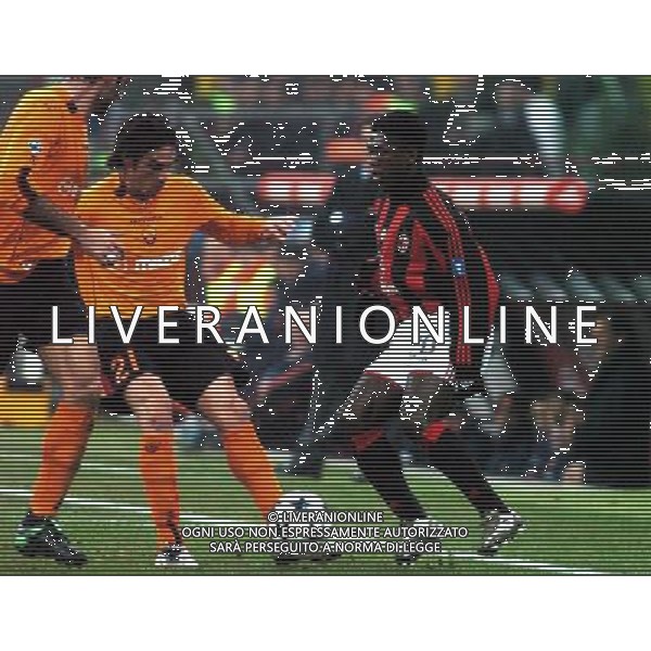 MILANO 14/01/04 COPPA ITALIA TIM 2003/04 MILAN-LAZIO nella foto d\'agostino gaetano con seedorf clarence* ph gigi arcaini/ag.aldo liverani