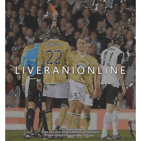 UEFA Europa League 2009/2010 Ottavi di Finale Ritorno Londra - 18.03.2010 Fulham-Juventus Nella Foto:CARTELLINO ROSSO PER L\'ESPULSIONE DI FABIO CANNAVARO /Ph.Vitez-Ag. Aldo Liverani